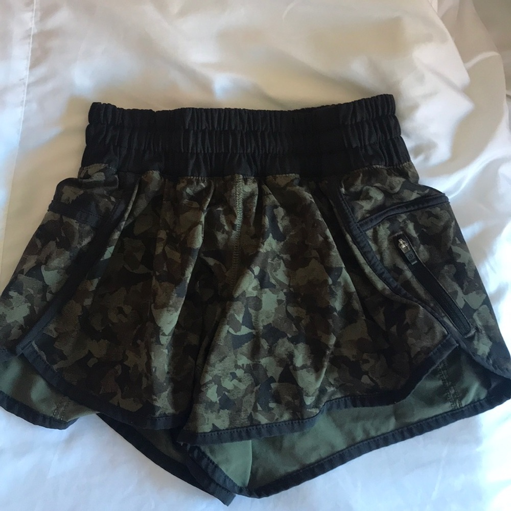 Lululemon Tracker Shorts